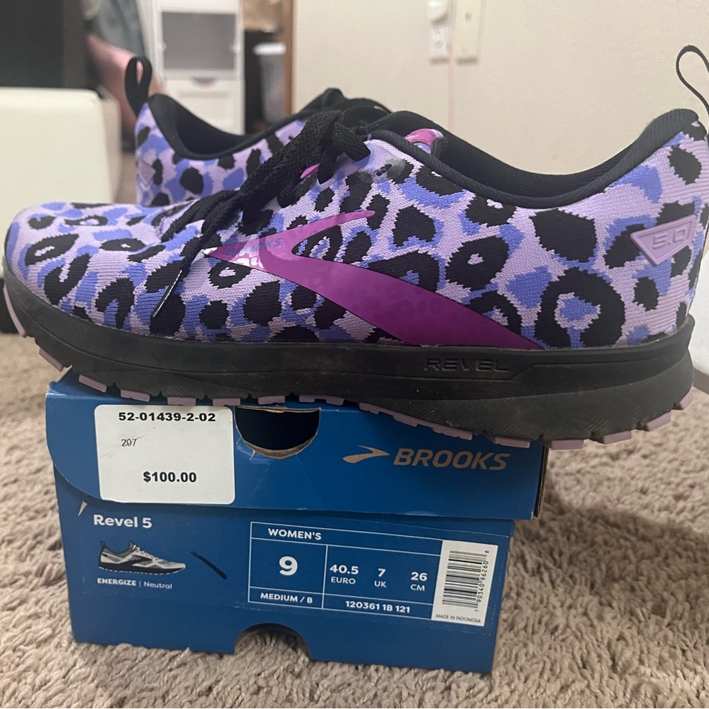 Brooks Revel 5